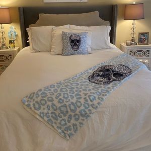 Throw blanket and throw pillow! LeighDeux Angie Harmon Skull Collection💙